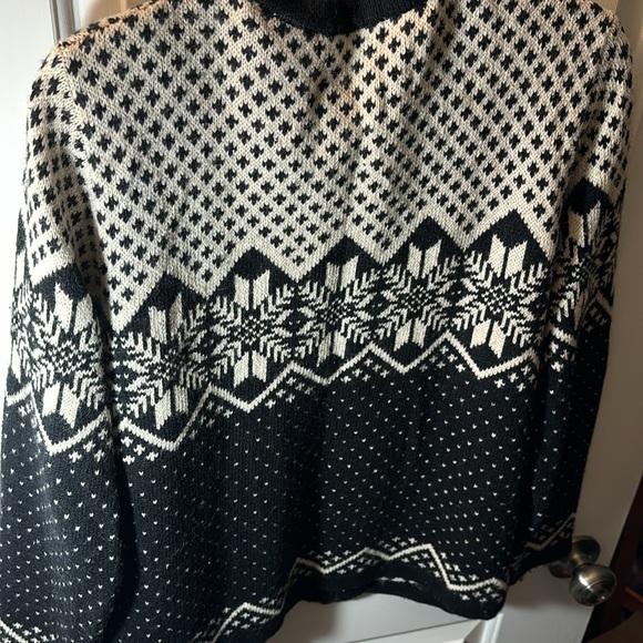 Beautiful CIGNAL  zipper sweater - Picture 4 of 4